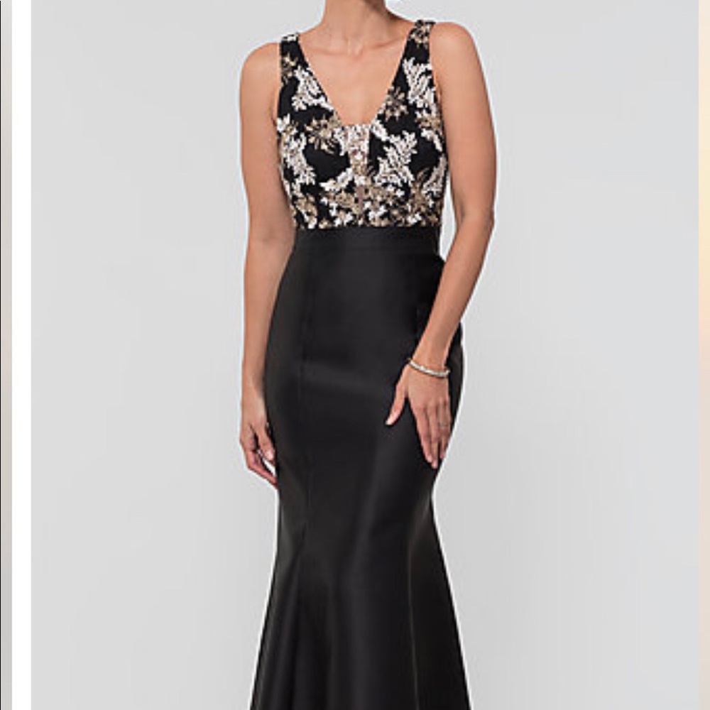 Ignite evenings size 8/10 NEVER WORN